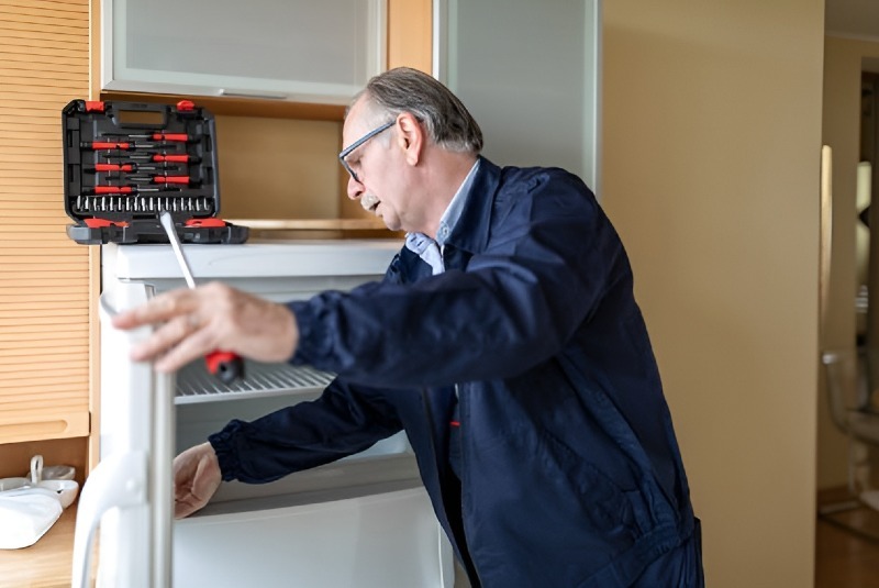 Refrigerator repair in Los Angeles